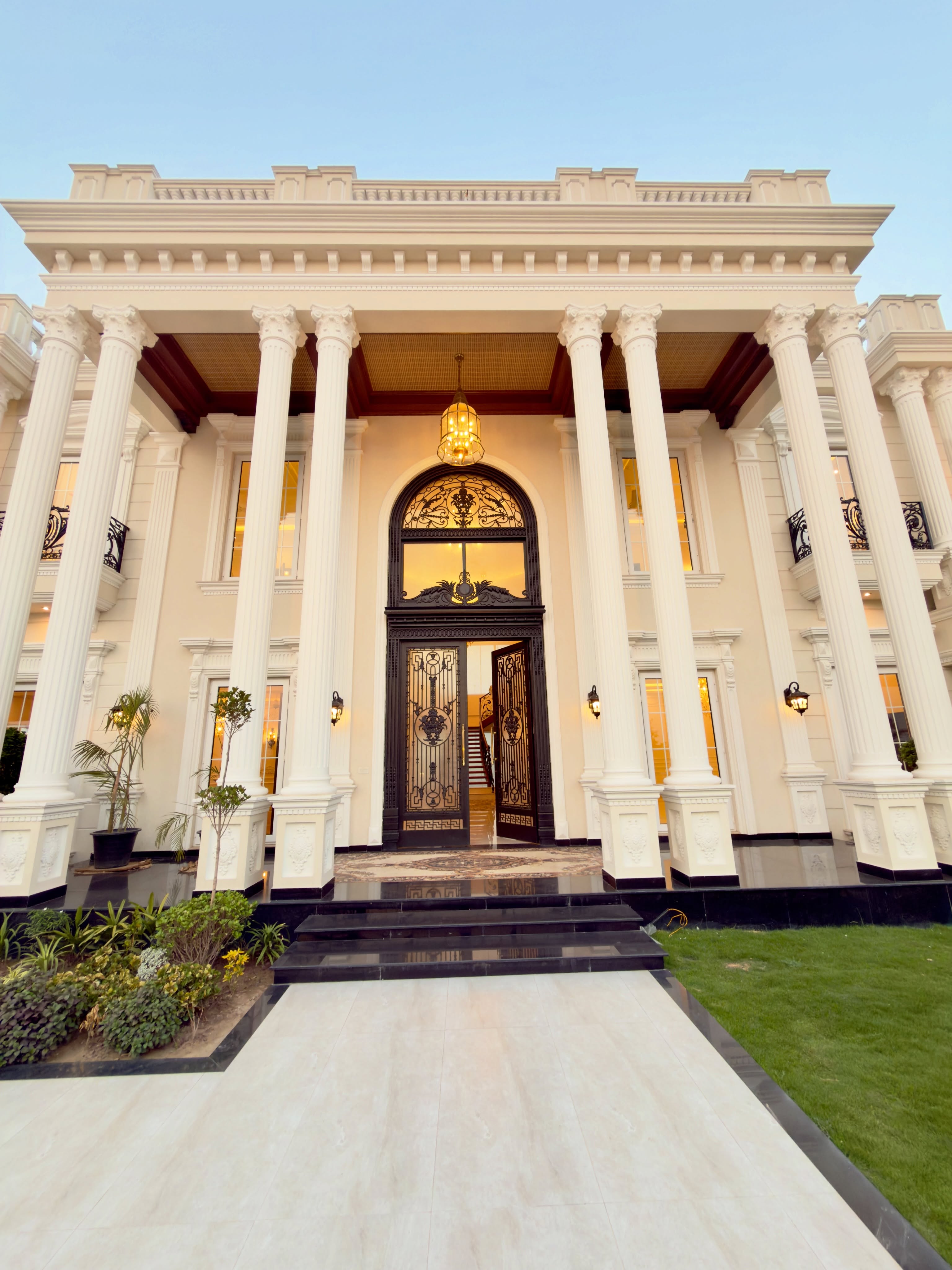 7.5 Kanal Modern Farmhouse Near DHA - Image 1